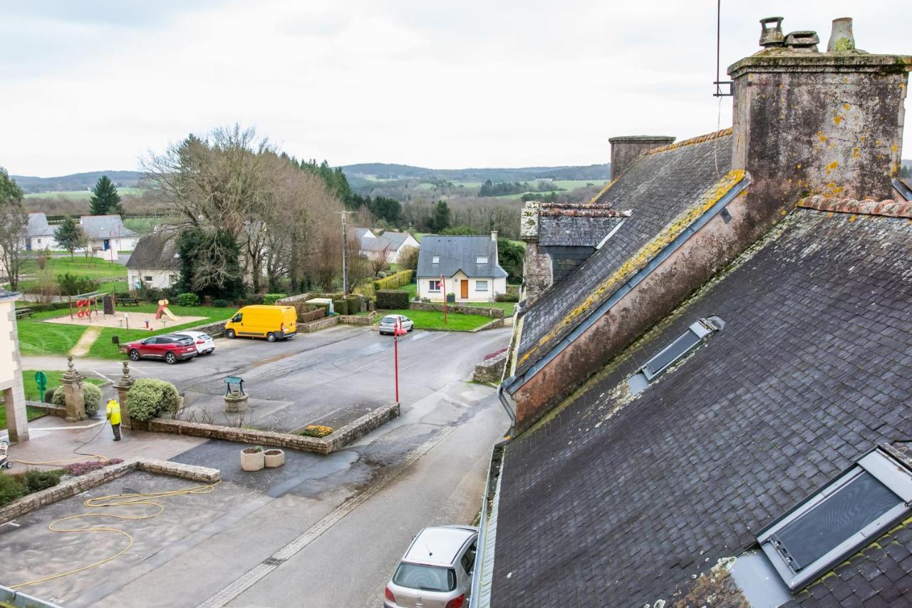 Confortable T1Bis Renove, Au Coeur D'Un Bourg Calme Appartement La Chapelle-Neuve  Buitenkant foto